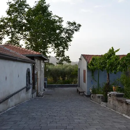 Alle Pendici Dell'etna - Casa A Statella - Nino's